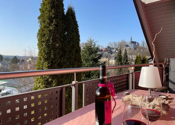 Schoene In Schauenstein-hof Im Frankenwald Mit Loggia 100qm Schauenstein